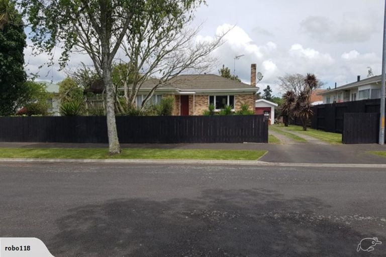 Photo of property in 54 Montgomery Crescent, Bader, Hamilton, 3206