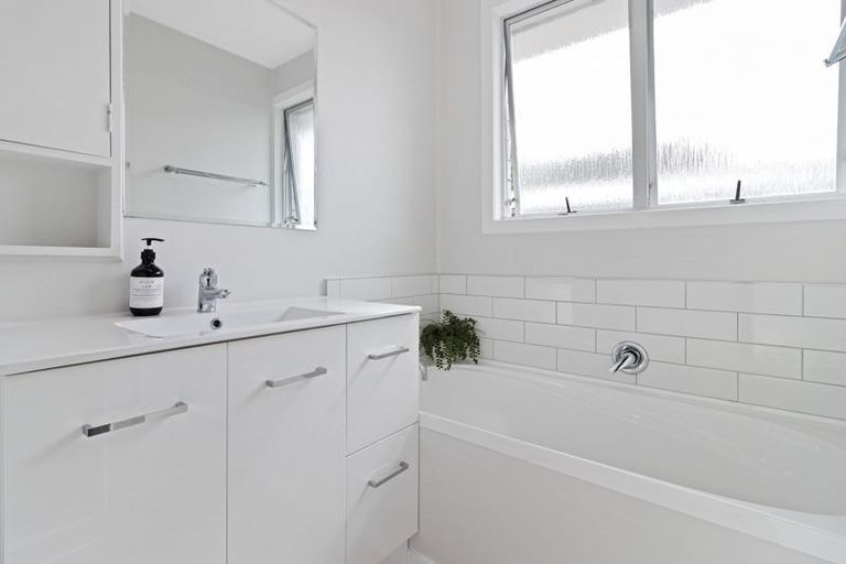 Photo of property in 19 Sherwood Drive, Pukete, Hamilton, 3200