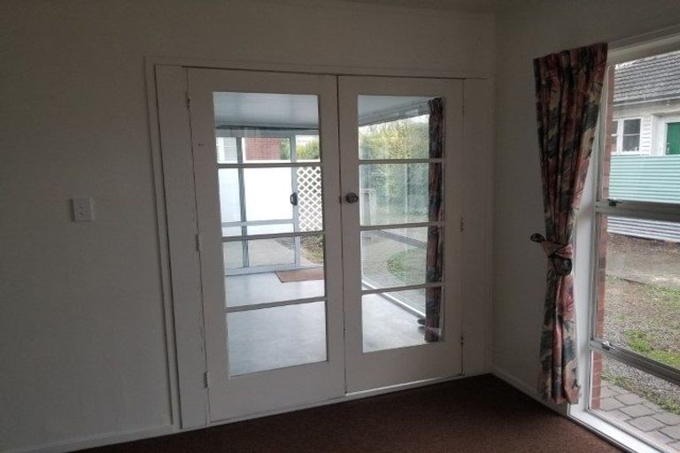 Photo of property in 8a Newnham Terrace, Upper Riccarton, Christchurch, 8041