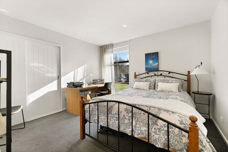 Photo of property in 11 Alice Burn Drive, Luggate, Cromwell, 9383