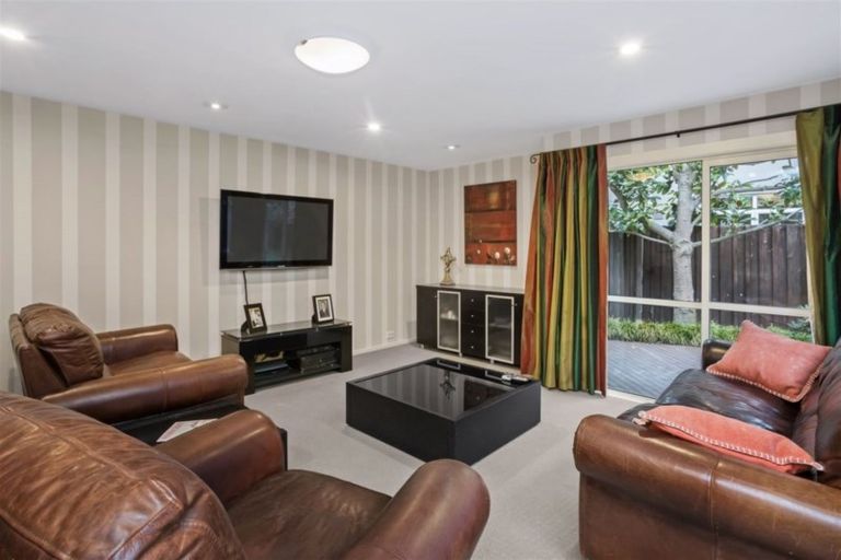 Photo of property in 7 Grangewood Lane, Burnside, Christchurch, 8053