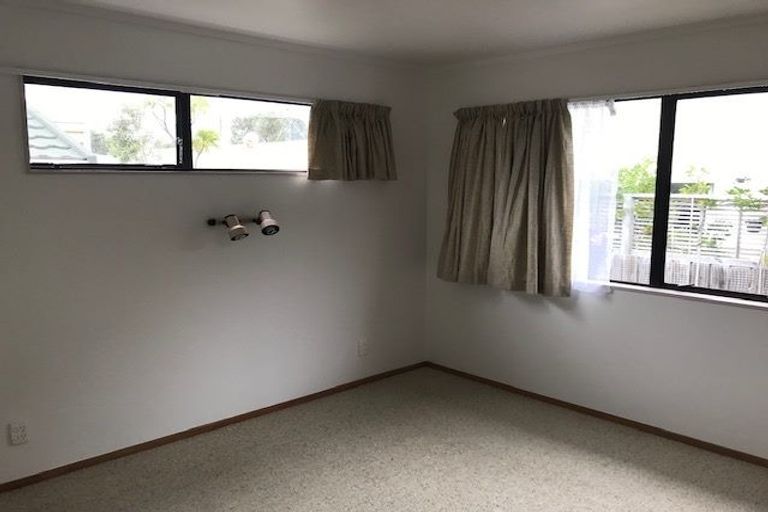 Photo of property in 1/33 Hector Street, Seatoun, Wellington, 6022