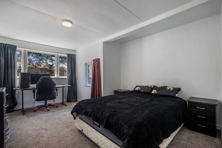 Photo of property in 24a Mckenzie Street, Levin, 5510