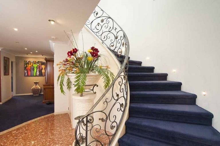 Photo of property in 104 Bramley Drive, Farm Cove, Auckland, 2012