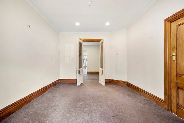 Photo of property in 74 Ellice Street, Mount Victoria, Wellington, 6011