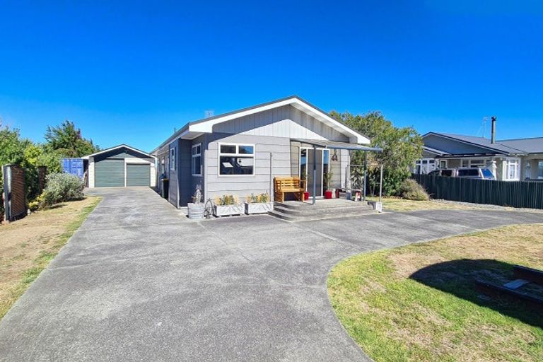 Photo of property in 44 Seabury Avenue, Foxton Beach, Foxton, 4815