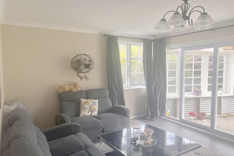 Photo of property in 1 Prebble Grove, Naenae, Lower Hutt, 5011