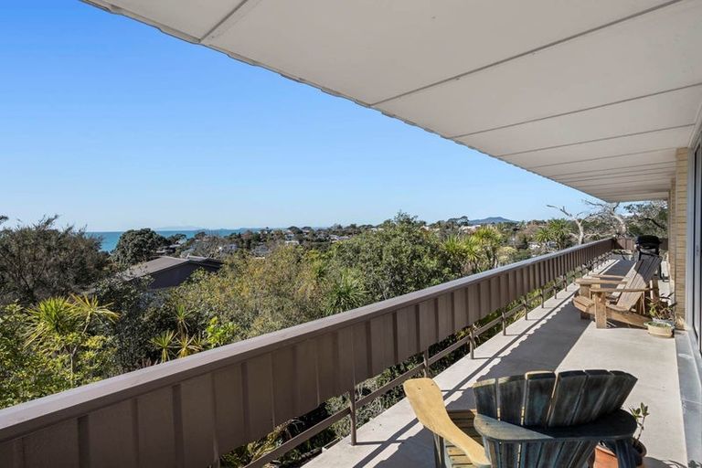 Photo of property in 22 Park Rise, Campbells Bay, Auckland, 0630