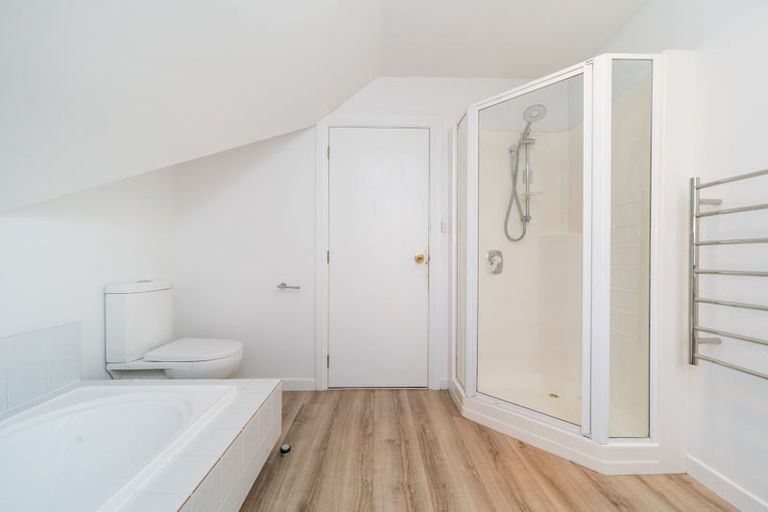 Photo of property in 10a Hardie Street, Hokowhitu, Palmerston North, 4410