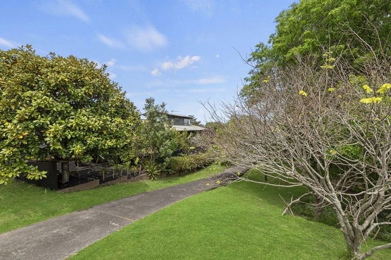 Photo of property in 37 Belle Vue Avenue, Northcote Point, Auckland, 0627