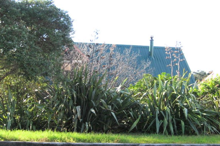 Photo of property in 19 Cotterell Street, Leigh, 0985