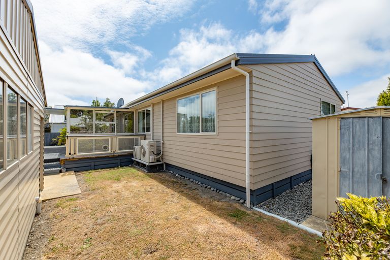 Photo of property in 681 Main North Road, Belfast, Christchurch, 8051