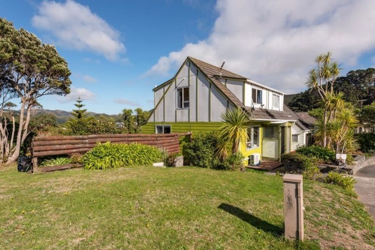 Photo of property in 38b Percy Dyett Drive, Karori, Wellington, 6012