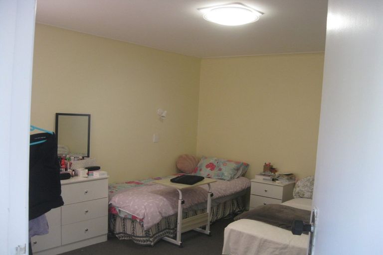 Photo of property in 196 Glenmore Street, Northland, Wellington, 6012