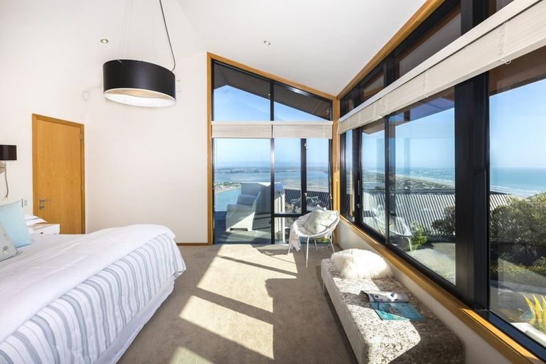 Photo of property in 44 Panorama Road, Clifton, Christchurch, 8081