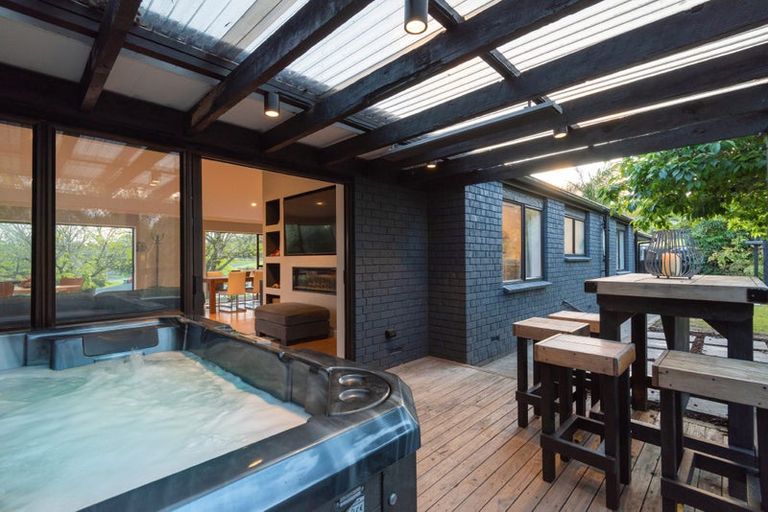 Photo of property in 2 Moses Road, Kaukapakapa, 0873