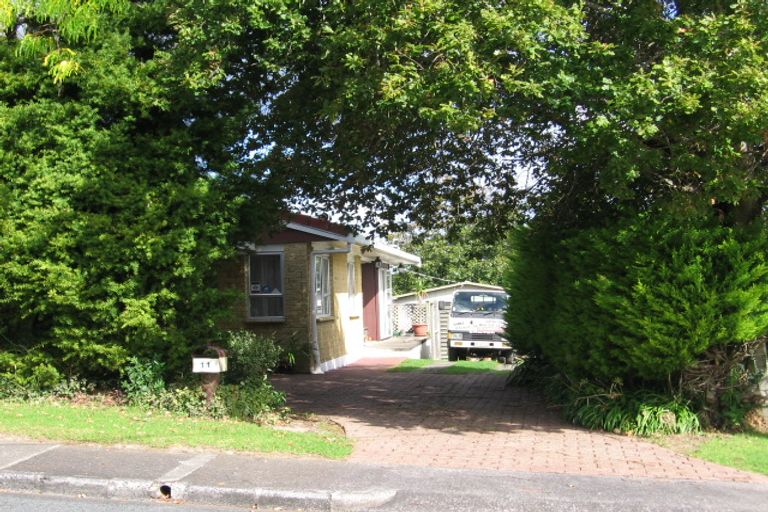 Photo of property in 11 Alma Street, Te Atatu South, Auckland, 0610