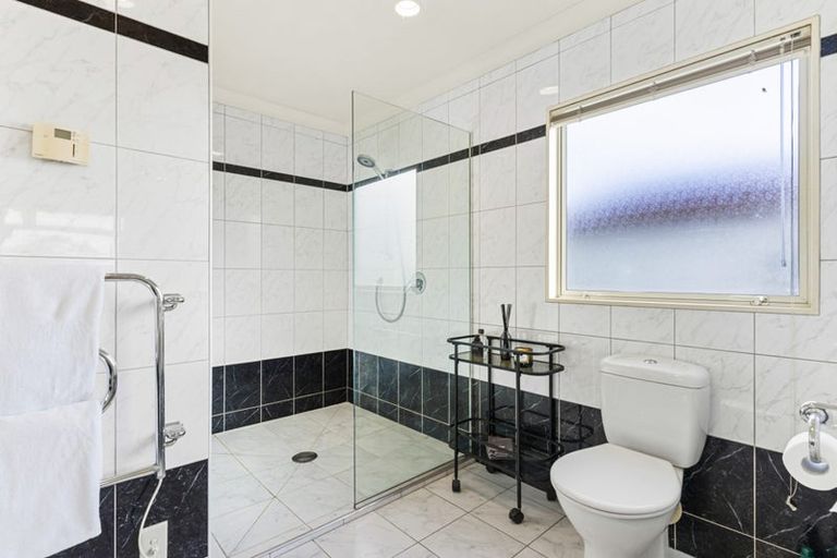 Photo of property in 222 Hibiscus Coast Highway, Orewa, 0931