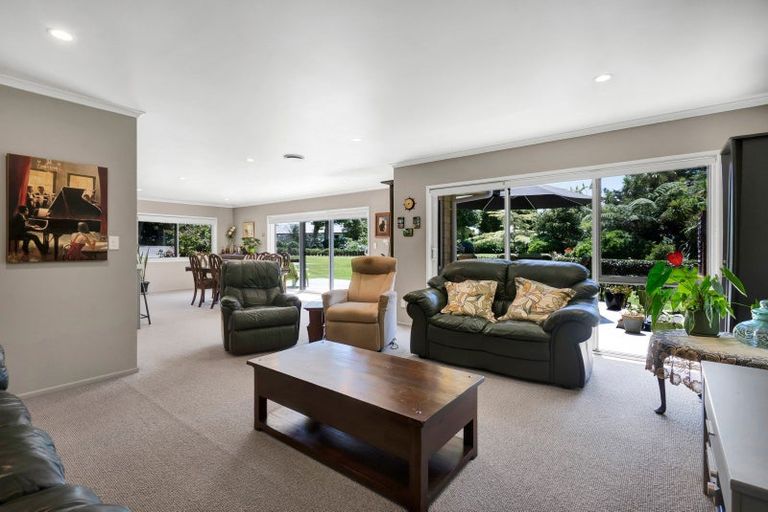 Photo of property in 1 Becklands Place, Inglewood, 4330