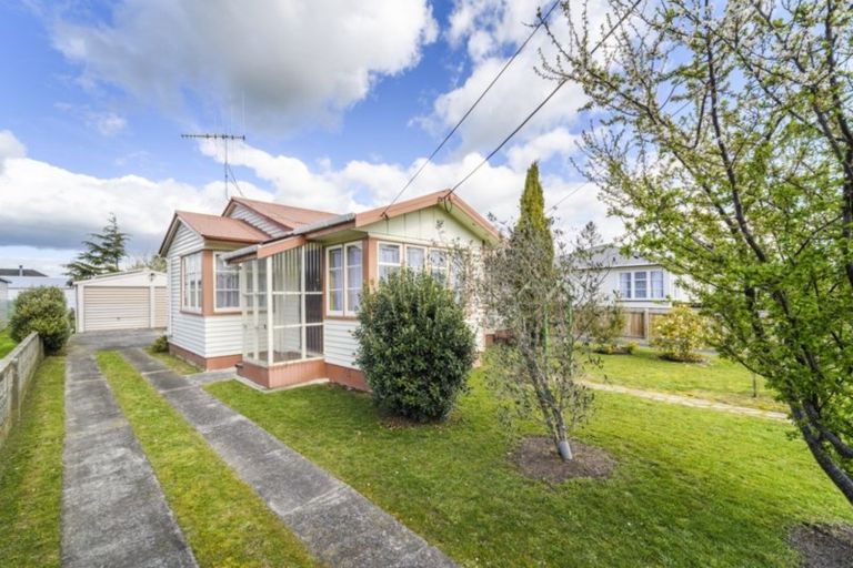 Photo of property in 33 Taylor Avenue, Feilding, 4702