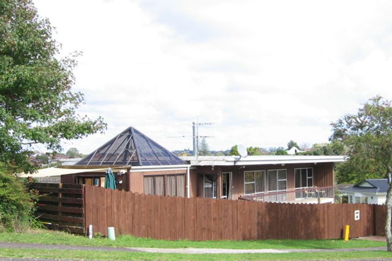 Photo of property in 6 Himalaya Drive, Half Moon Bay, Auckland, 2012