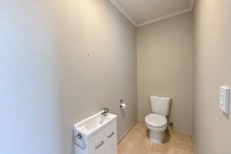 Photo of property in 7 Taiaapure Street, Weymouth, Auckland, 2103