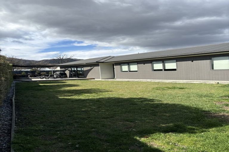 Photo of property in 100 Barry Avenue, Cromwell, 9310