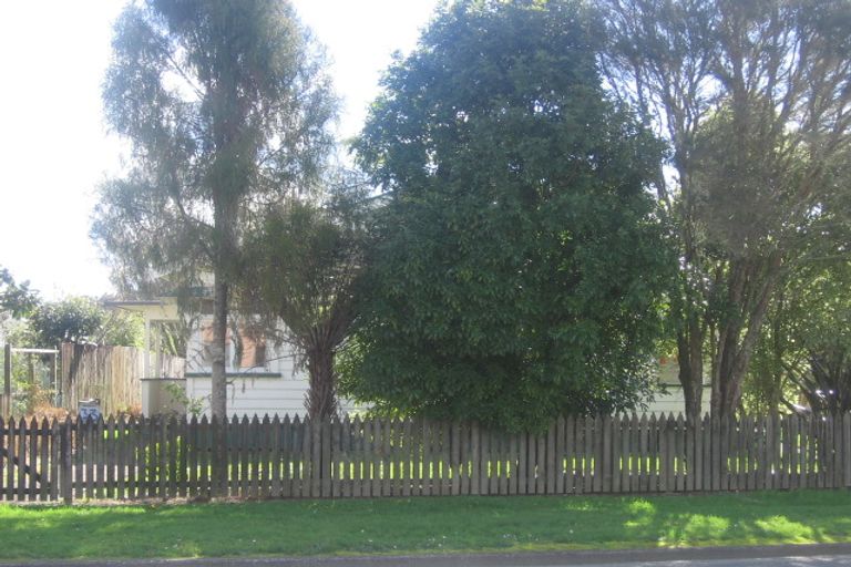 Photo of property in 33 Valley Road, Hikurangi, 0114