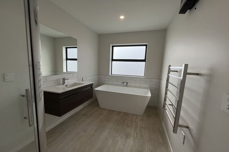 Photo of property in 58 Whitburn Avenue, Halswell, Christchurch, 8025