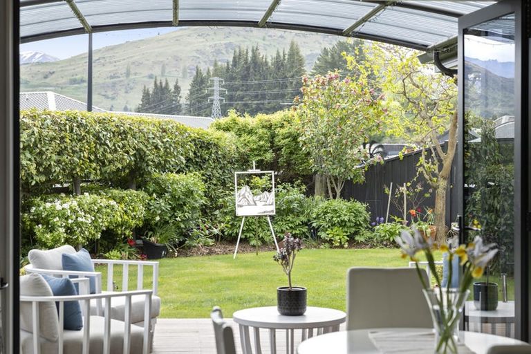 Photo of property in 3 Ashenhurst Way, Lower Shotover, Queenstown, 9304