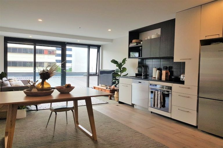 Photo of property in Vsp South, 405/166 Victoria Street, Te Aro, Wellington, 6011