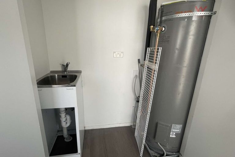 Photo of property in 35 Tabitha Crescent, Henderson, Auckland, 0612