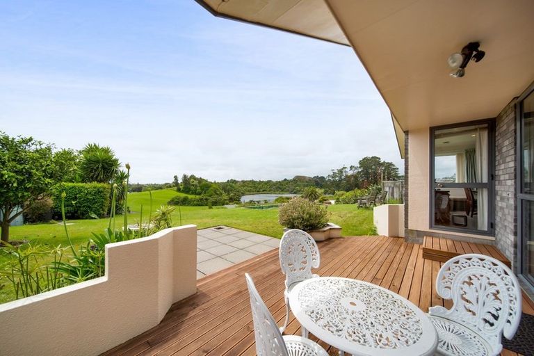 Photo of property in 11 Ash Place, Whalers Gate, New Plymouth, 4310