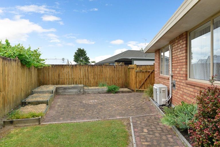 Photo of property in 28 Antrim Place, Nawton, Hamilton, 3200