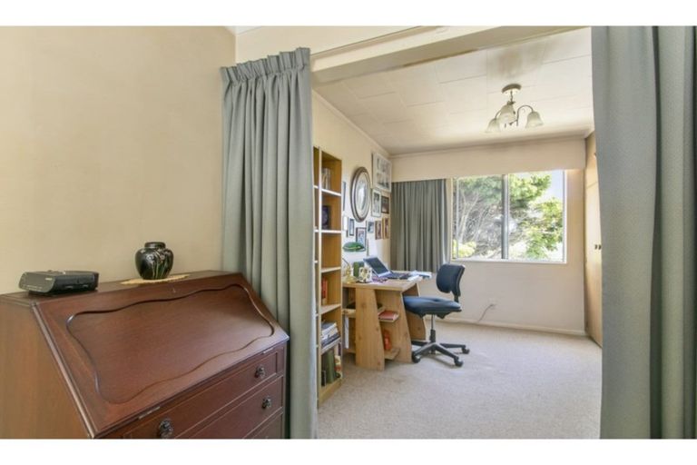 Photo of property in 36b Colson Street, Avalon, Lower Hutt, 5011