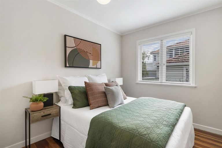 Photo of property in 1/21 Belmont Terrace, Milford, Auckland, 0620