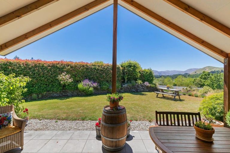 Photo of property in 2 Bramshill Drive, Lower Shotover, Queenstown, 9371