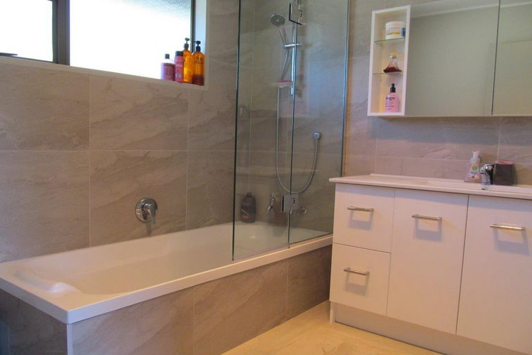 Photo of property in 26 Aronui Road, Bridge Hill, Alexandra, 9320