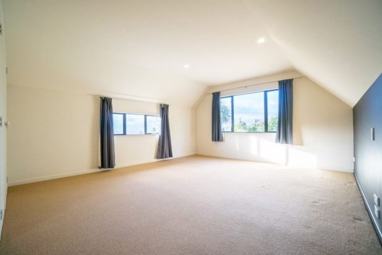 Photo of property in 267 Ngahere Park Road, Turitea, Palmerston North, 4472