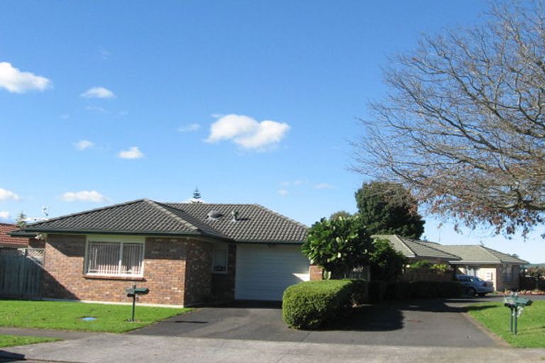 Photo of property in 3/16 Montilla Place, Manurewa, Auckland, 2102