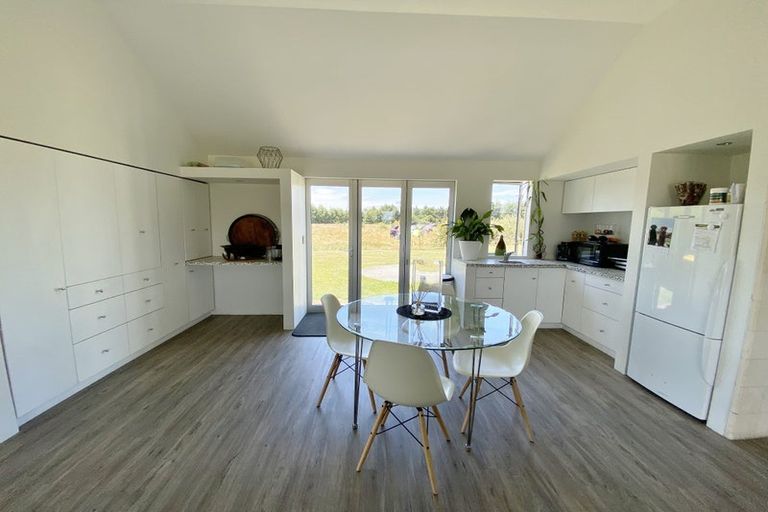 Photo of property in 70 Grays Road, Yaldhurst, Christchurch, 8042