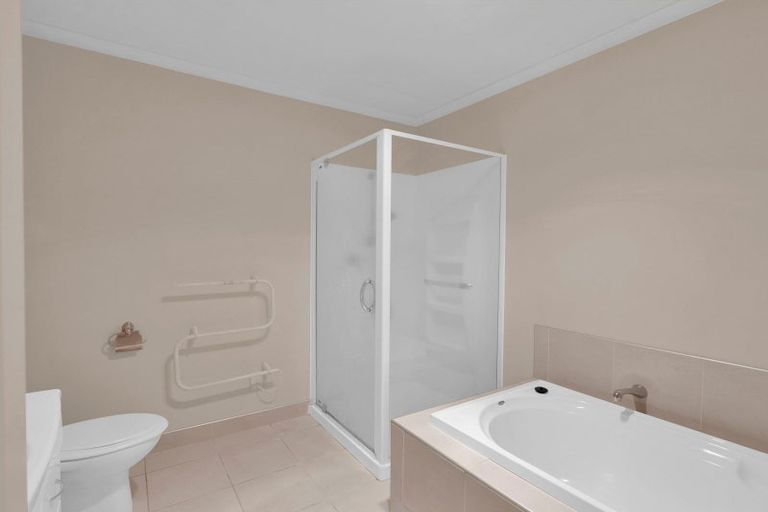 Photo of property in 14b Kelvin Place, Hamilton East, Hamilton, 3216