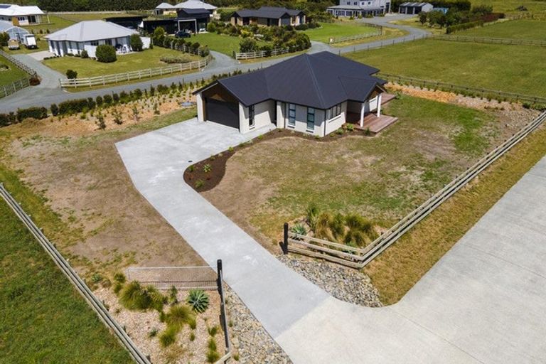 Photo of property in 3 Harmony Way, Waipu, 0582