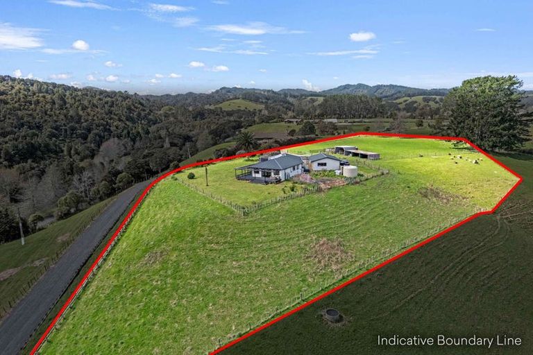Photo of property in 24 Moumoukai Road, Hunua, Papakura, 2583