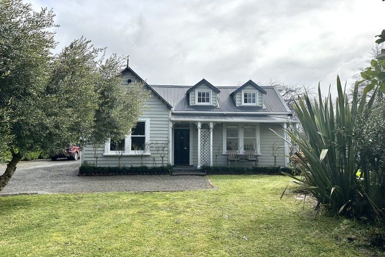 Photo of property in 269 High Street North, Carterton, 5713