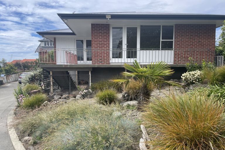 Photo of property in 16 Virtue Avenue, Maori Hill, Timaru, 7910