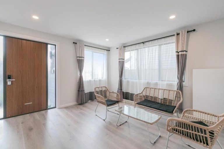 Photo of property in 10 Matiki Road, Flat Bush, Auckland, 2019