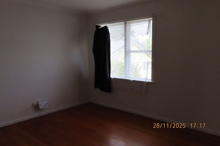 Photo of property in 382 West Coast Road, Glen Eden, Auckland, 0602