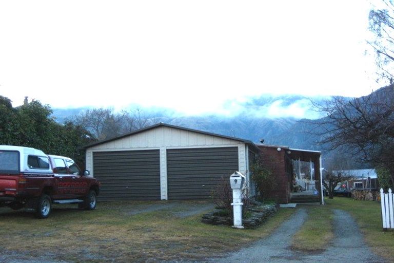 Photo of property in 9 Thames Street, Arrowtown, 9302