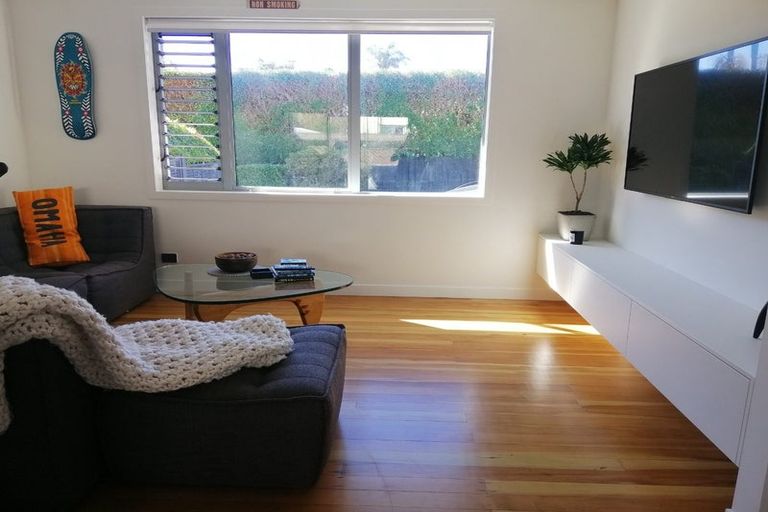 Photo of property in 2/8 Cecil Road, Milford, Auckland, 0620